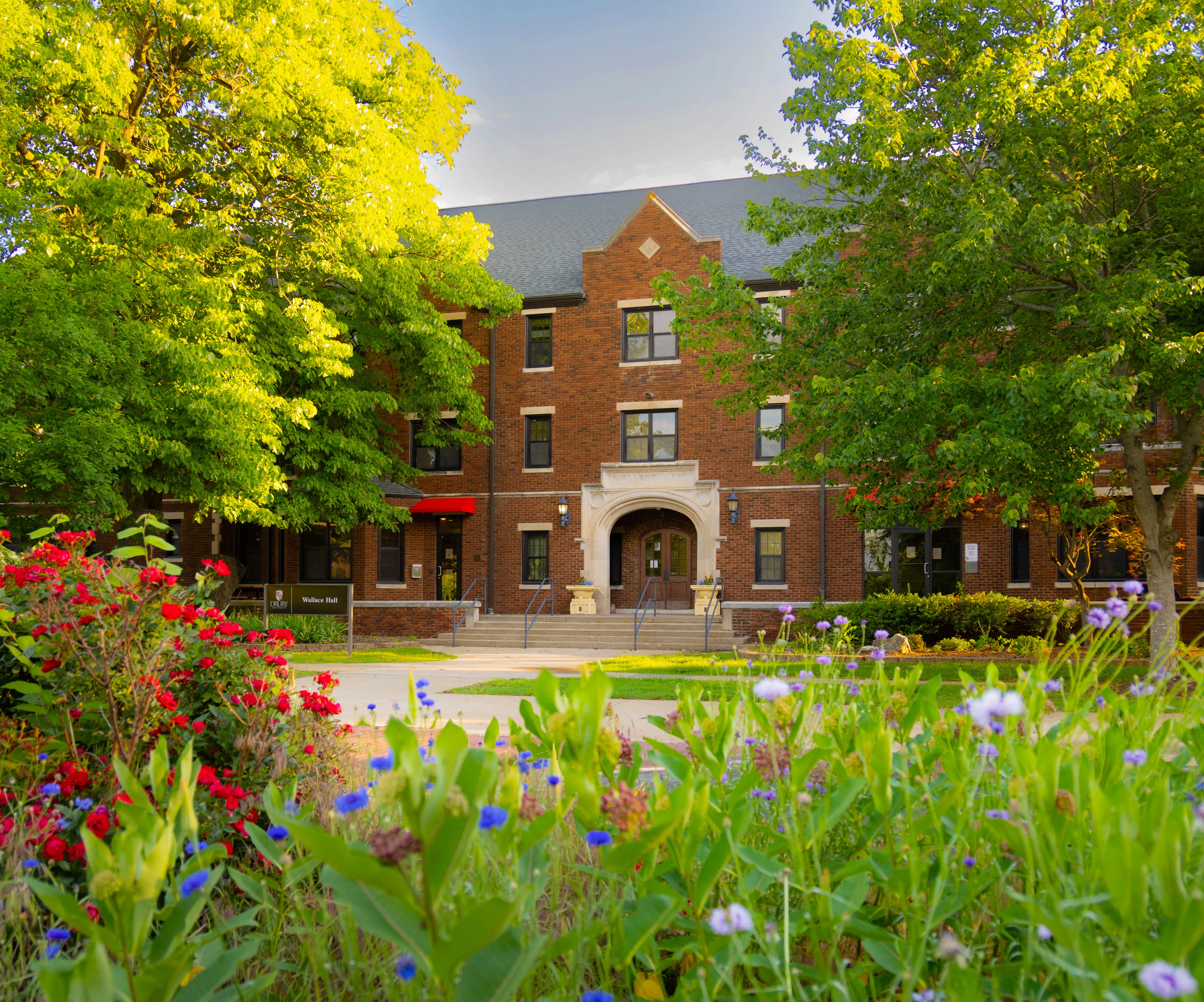 Wallace Hall on the Drury University campus